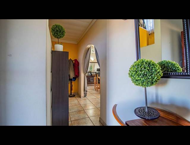 3 BEDROOM DUPLEX FOR SALE IN EDENVALE CENTRAL
